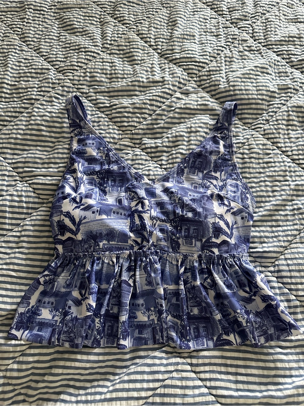 Kortni Jeane Large Island Living V-Neck Top
